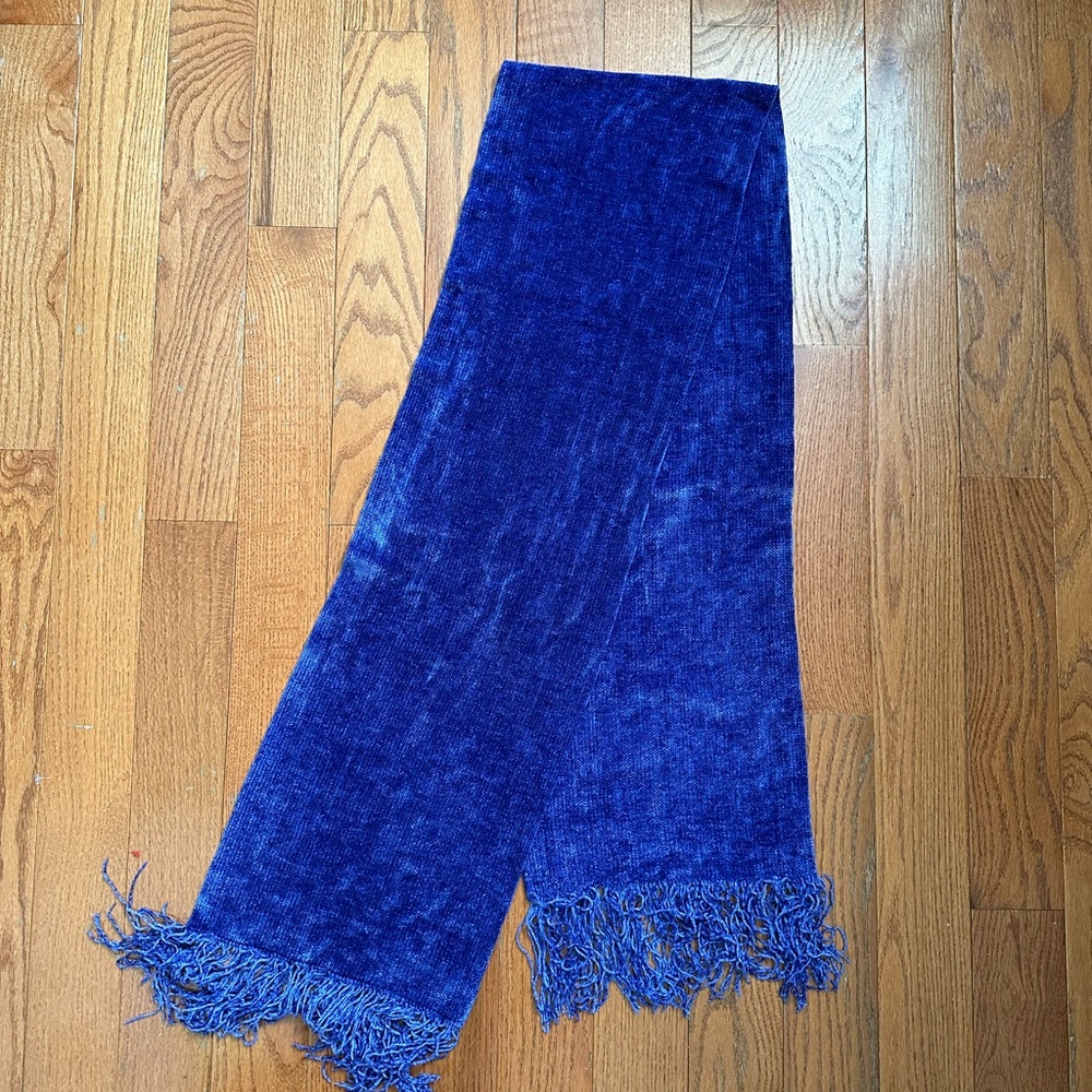 Jeffrey Aronoff Handwoven  Scarf Unisex  60” Long With Fringes